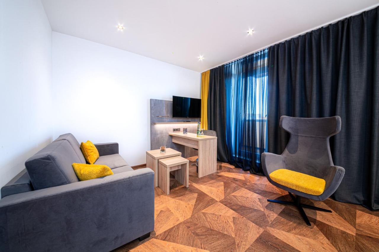 Arotel Best Living Nuernberg מראה חיצוני תמונה