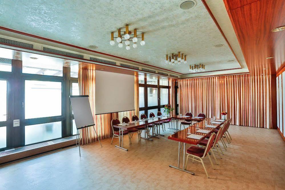 Arotel Best Living Nuernberg מראה חיצוני תמונה