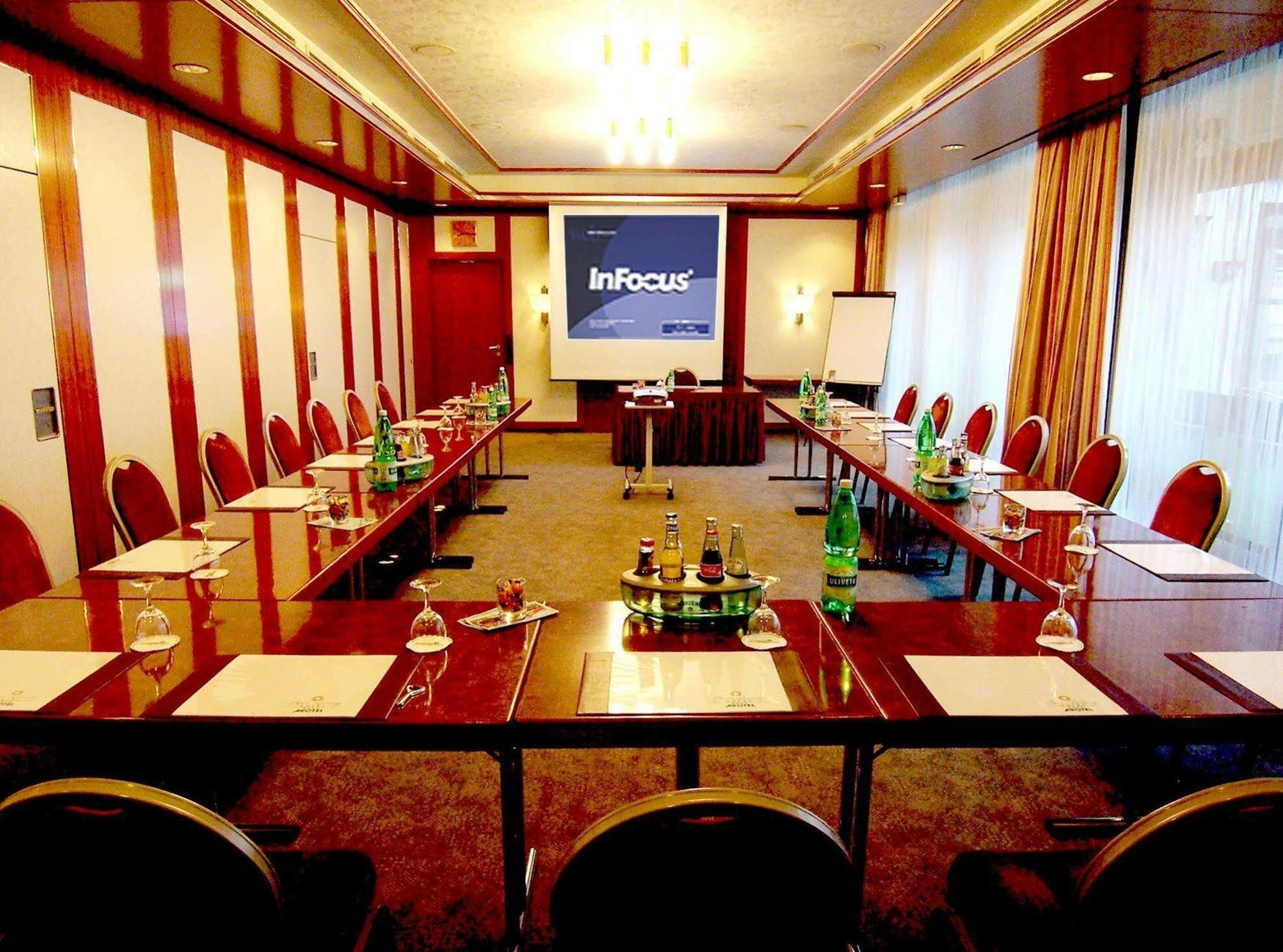 Arotel Best Living Nuernberg מראה חיצוני תמונה